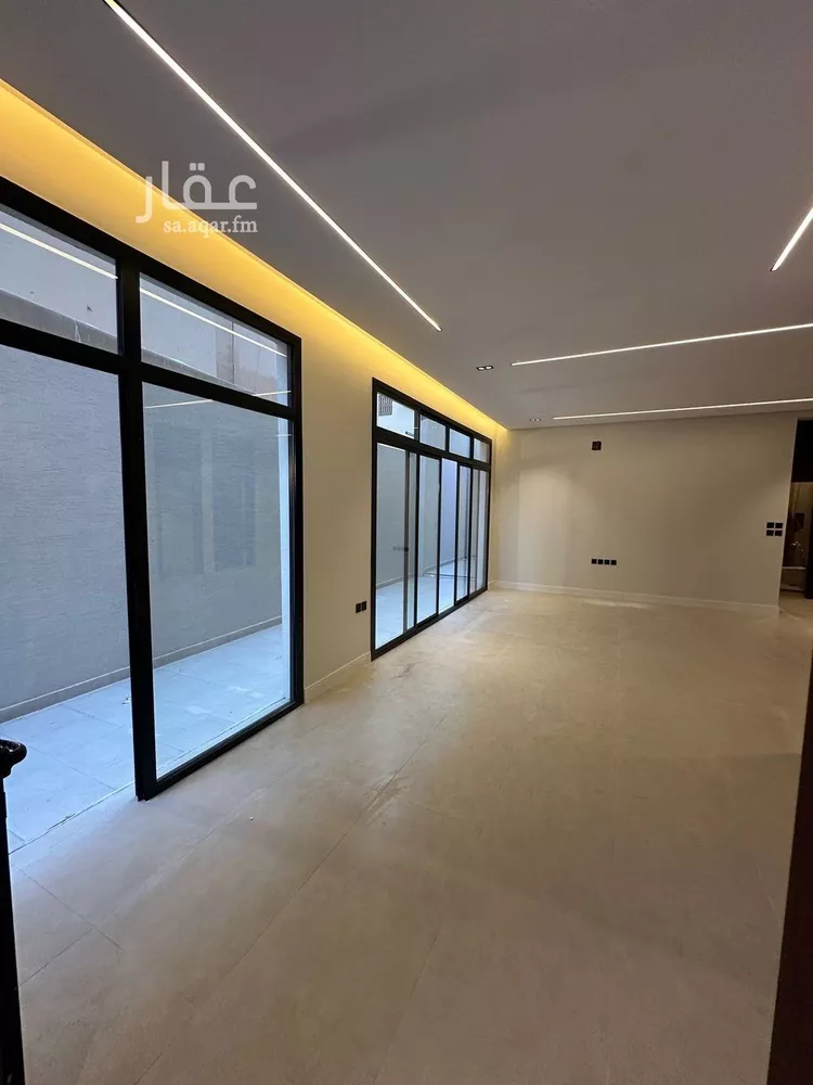 دور للبيع في شارع تميم الدارى, حي شبرا, مدينة الرياض, منطقة الرياض صورة 4