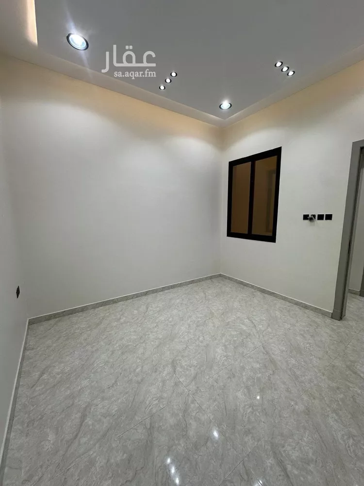 دور للبيع في شارع قيس بن محصن, حي العوالي, مدينة الرياض, منطقة الرياض 9