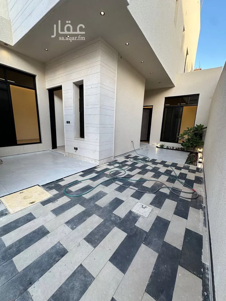 فيلا للبيع في شارع زاهر بن طاهر, حي الزهرة, مدينة الرياض, منطقة الرياض صورة 5