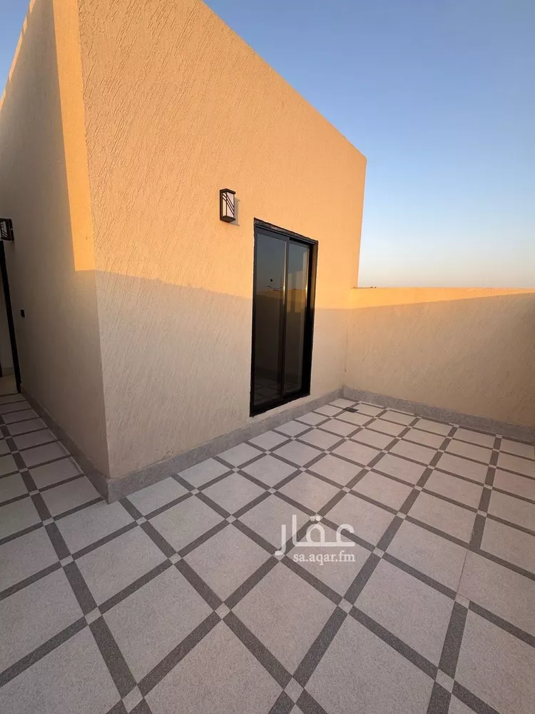 Floor for Sale in Riyadh Sultanah 13