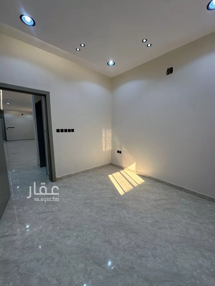 دور للبيع في شارع علسه بن عدي البلوي, حي العوالي, مدينة الرياض, منطقة الرياض 14