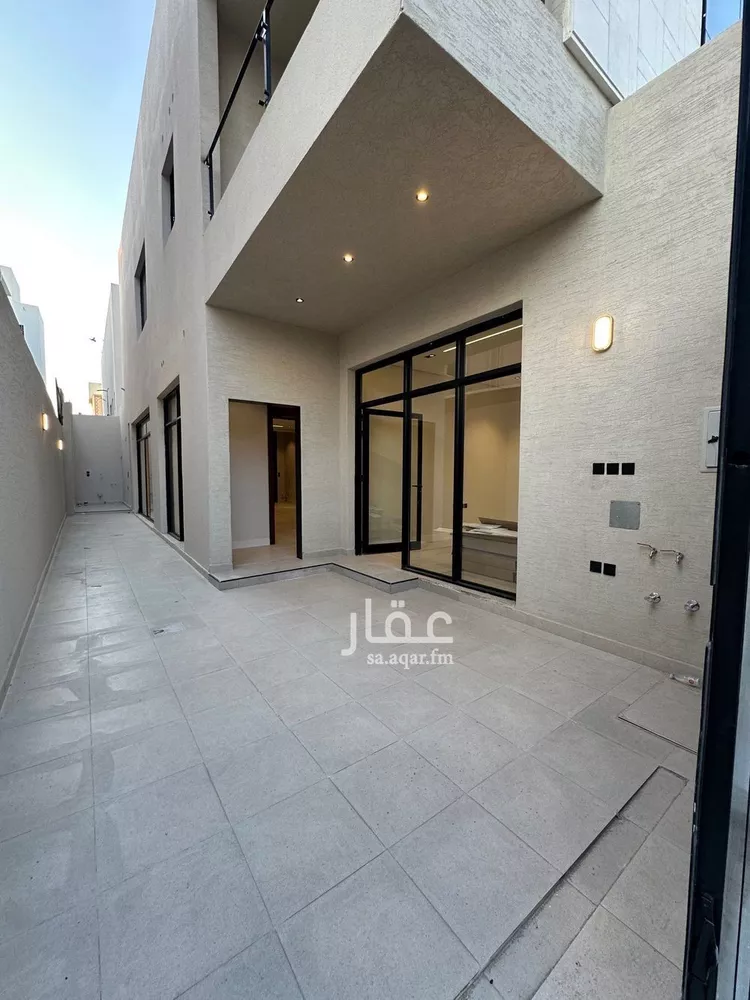 دور للبيع في شارع تميم الدارى, حي شبرا, مدينة الرياض, منطقة الرياض صورة 2