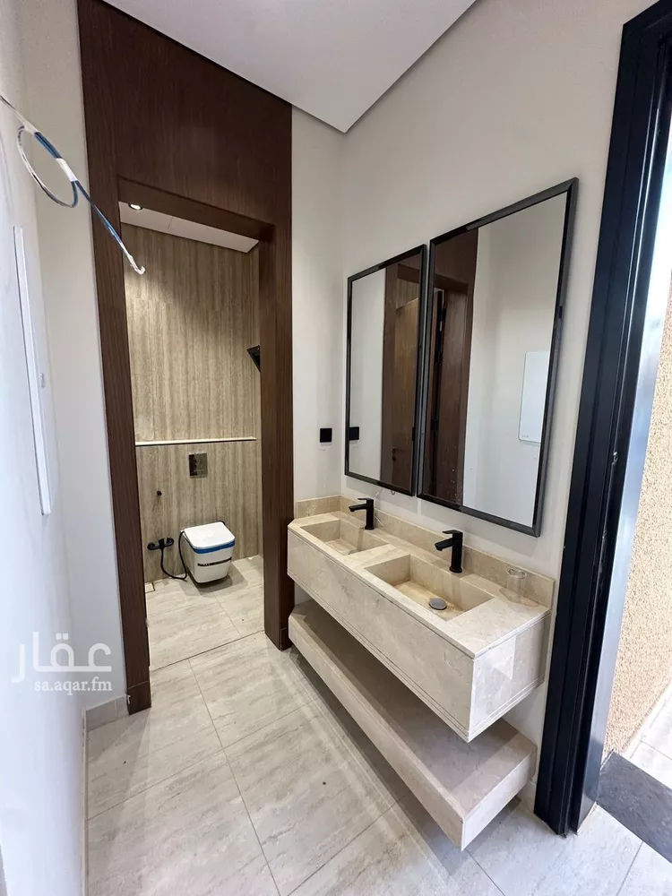 Floor for Sale in Riyadh Az Zahrah 9