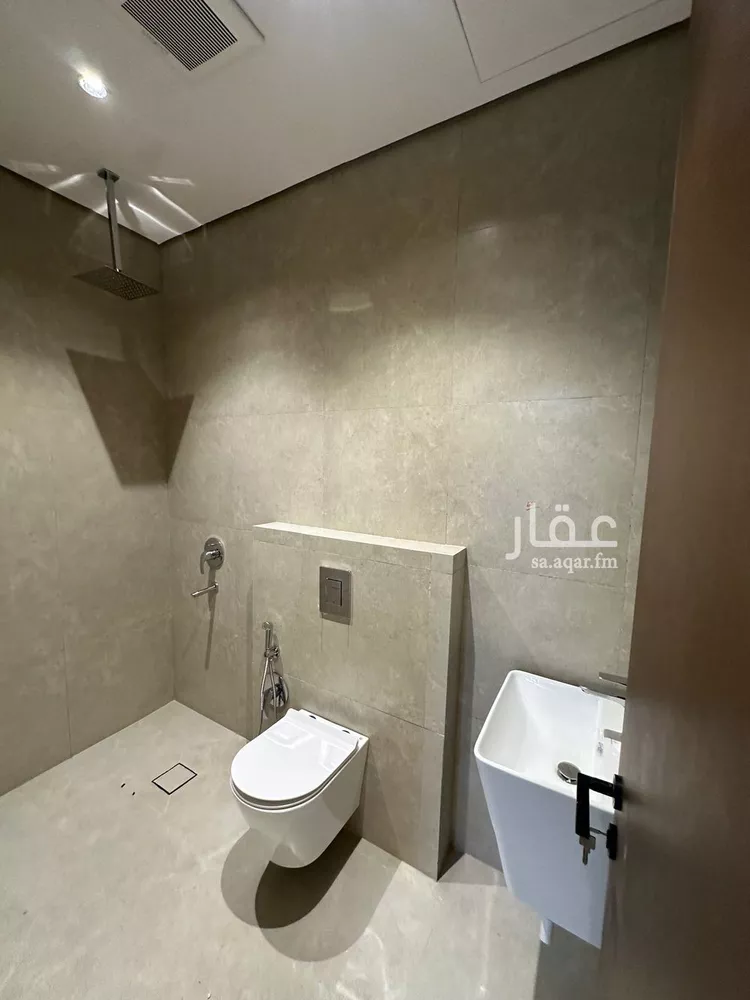 Floor for Sale in Riyadh Sultanah 13