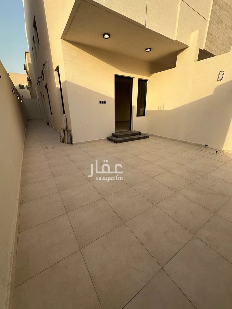 Floor for Sale in Riyadh Sultanah 11