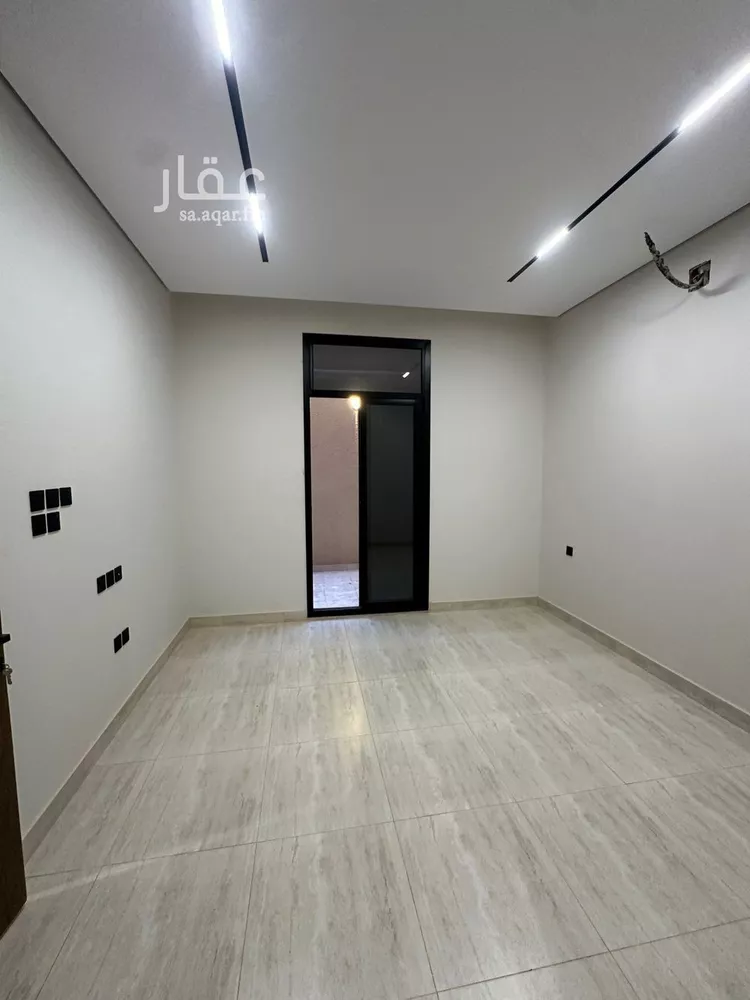Floor for Sale in Riyadh Az Zahrah 18