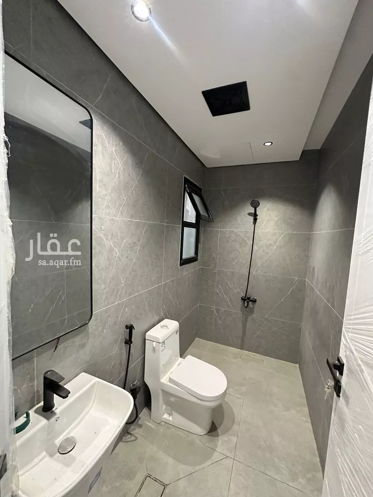 دور للبيع في شارع الرحال بن عزرة, حي السويدي, مدينة الرياض, منطقة الرياض 25
