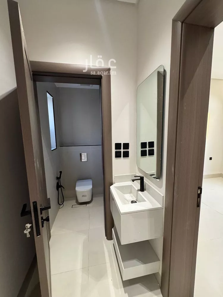 شقة للبيع في شارع فرزان, حي السويدي, مدينة الرياض, منطقة الرياض 7
