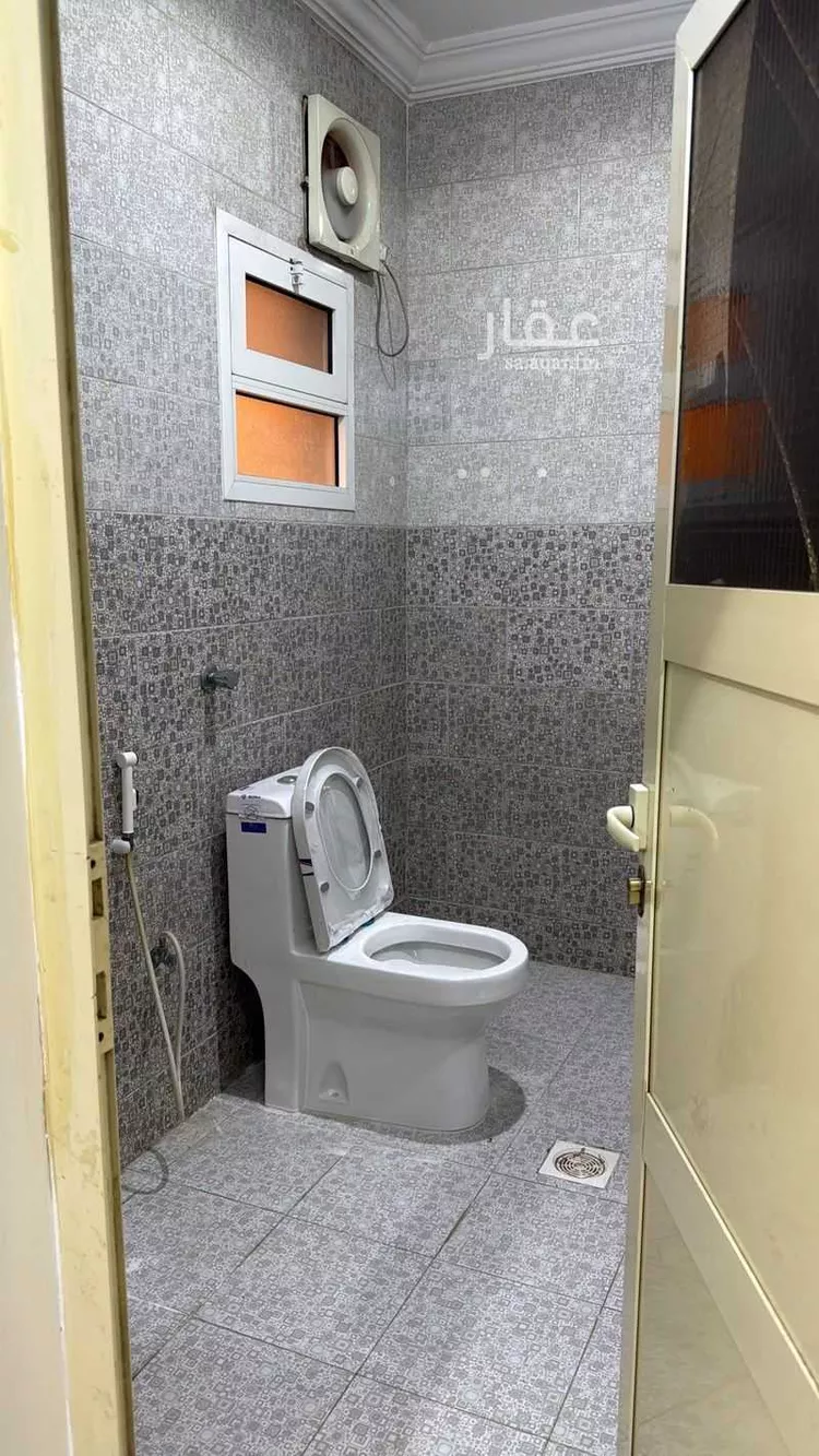 شقة للإيجار في شارع عمرو بن أمامه ، حي السنابل ، جدة ، جدة صورة 4