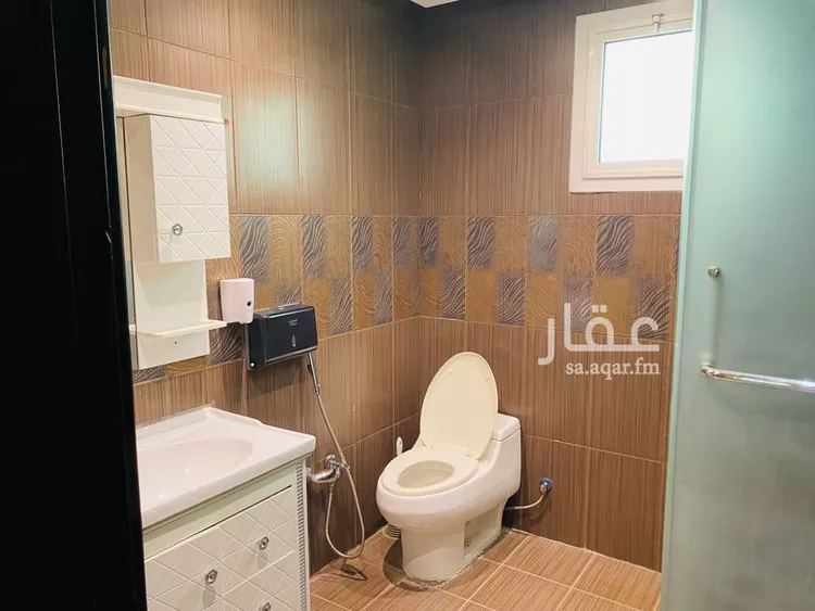 فيلا للإيجار في شارع عاصم بن هرم, حي الملك فيصل, مدينة الرياض, منطقة الرياض 25