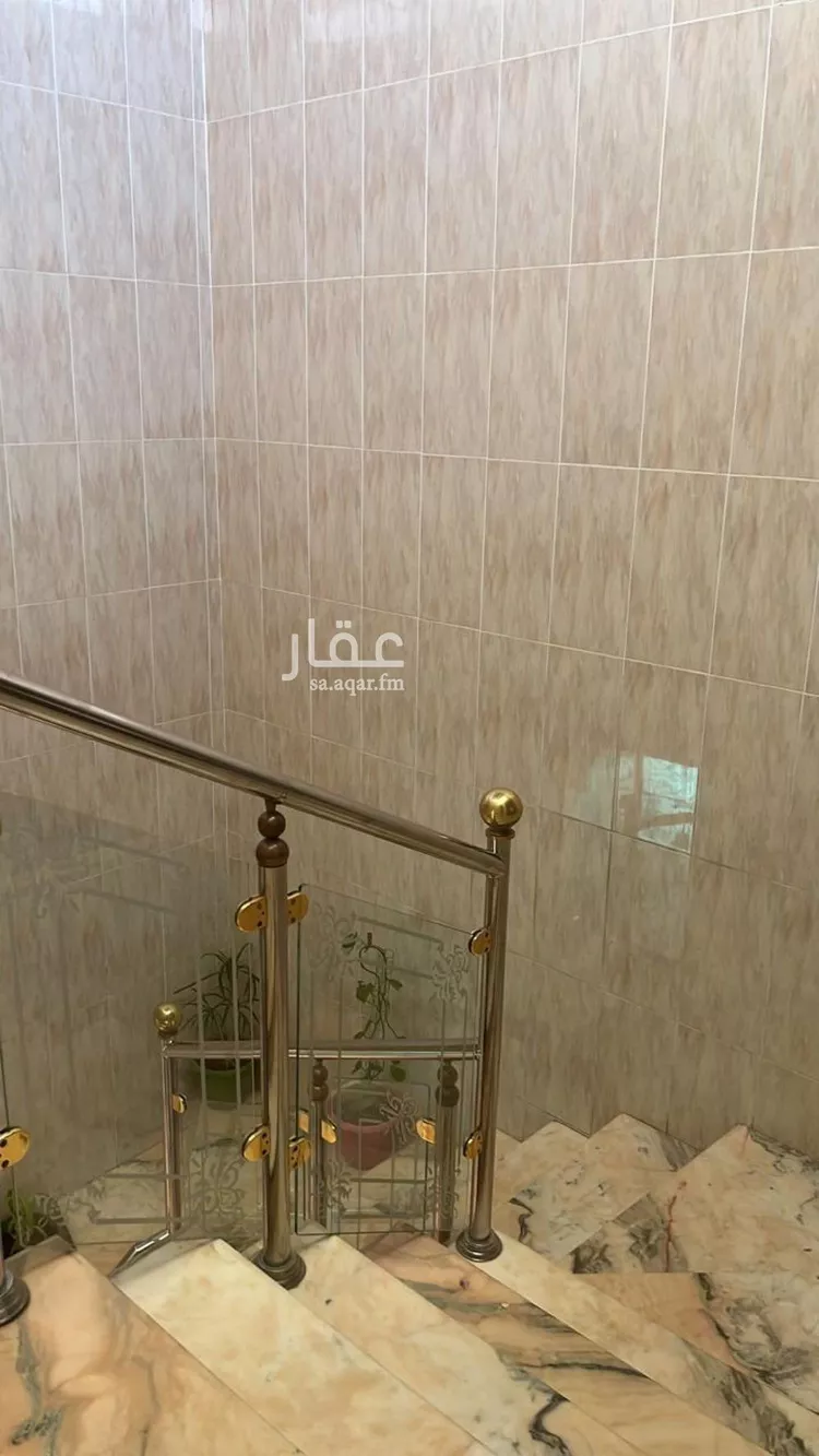 فيلا للبيع في شارع شعران, حي إشبيلية, مدينة الرياض, منطقة الرياض 17