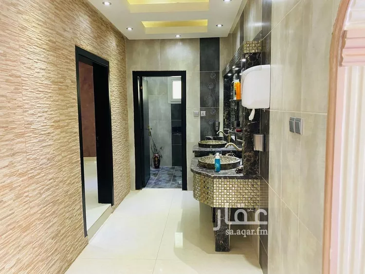 فيلا للإيجار في شارع عاصم بن هرم, حي الملك فيصل, مدينة الرياض, منطقة الرياض 14