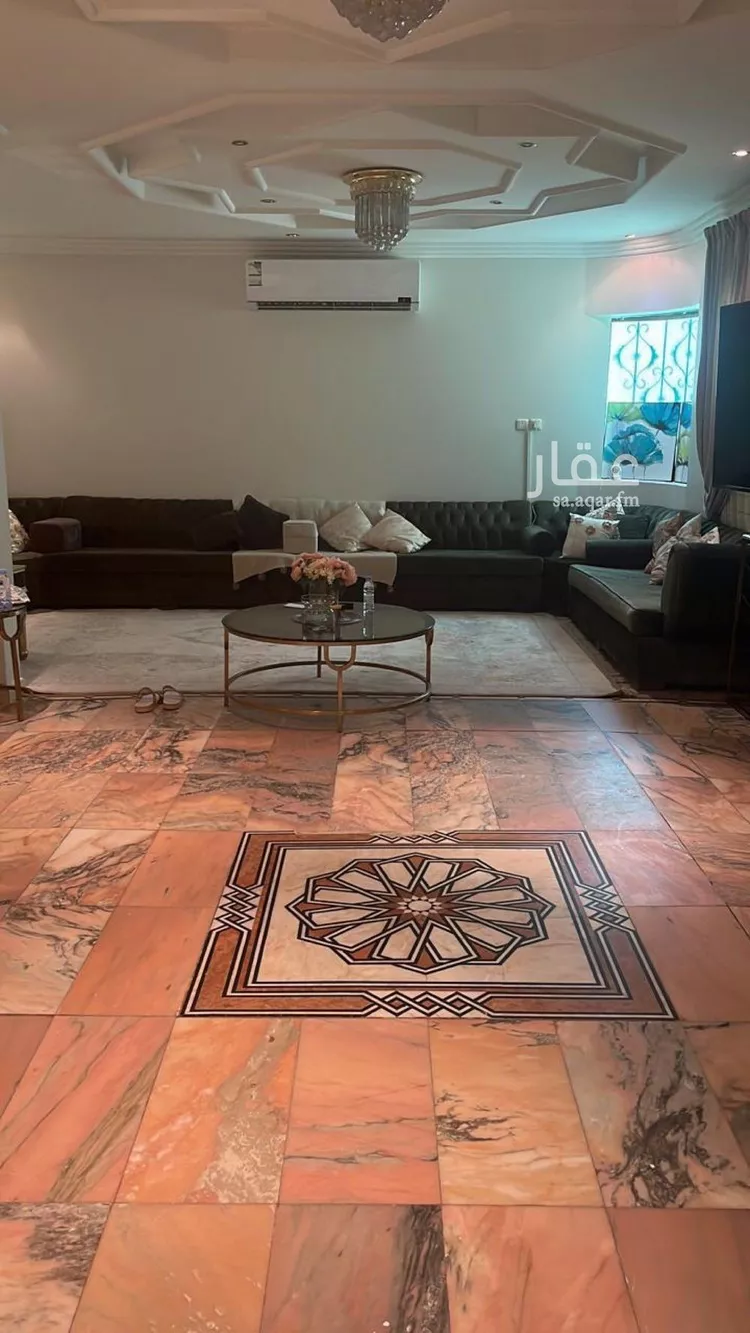 فيلا للبيع في شارع شعران, حي إشبيلية, مدينة الرياض, منطقة الرياض 15