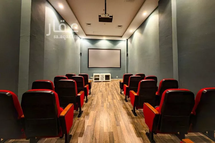 فيلا للبيع في شارع ابن أبي راشد, حي المعذر, مدينة الرياض, منطقة الرياض 18
