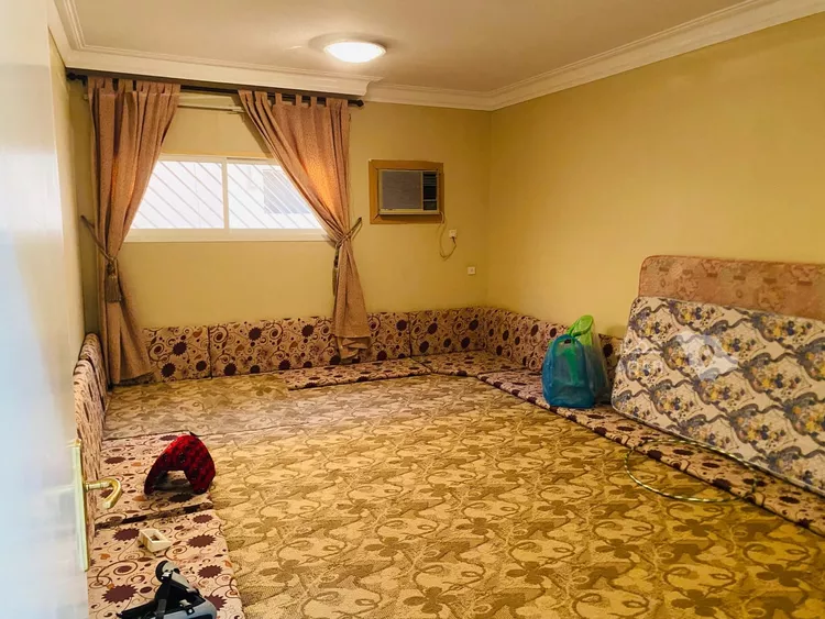 Floor for Rent in Riyadh An Nahdah 14