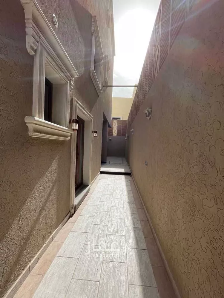 فيلا للإيجار في شارع موسى بن النصير, حي الراكة الجنوبية, مدينة الخبر, المنطقة الشرقية صورة 3