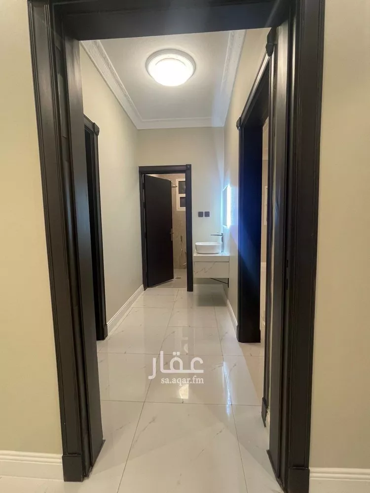 شقة للبيع في شارع الشيوخ, حي بدر, مدينة الرياض, منطقة الرياض صورة 3