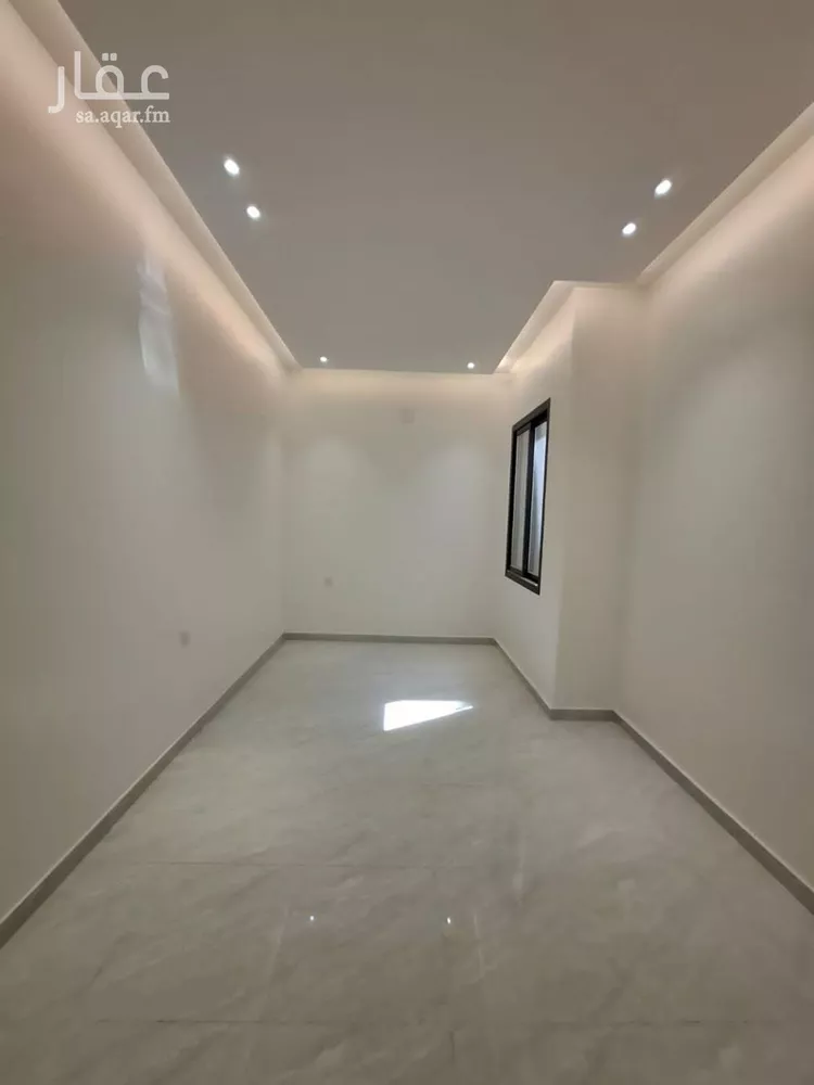 فيلا للبيع في شارع الحسين بن رواحة, حي الرمال, مدينة الرياض, منطقة الرياض