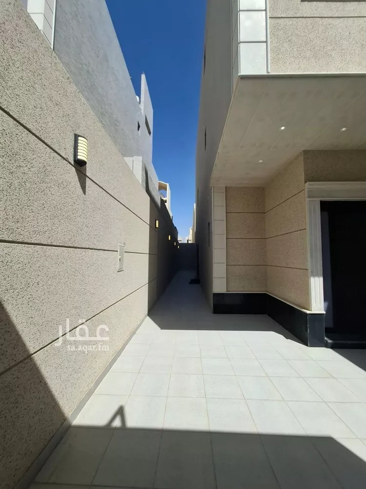 فيلا للبيع في شارع الحسين بن رواحة, حي الرمال, مدينة الرياض, منطقة الرياض صورة 4