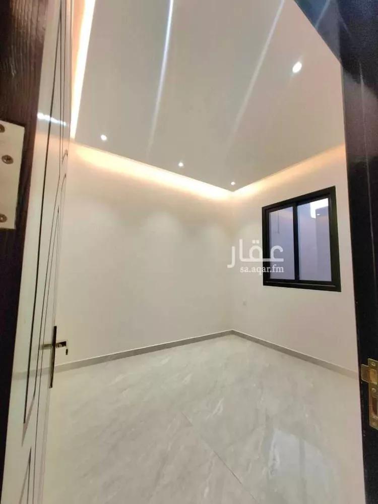 فيلا للبيع في شارع الحسين بن رواحة, حي الرمال, مدينة الرياض, منطقة الرياض صورة 3