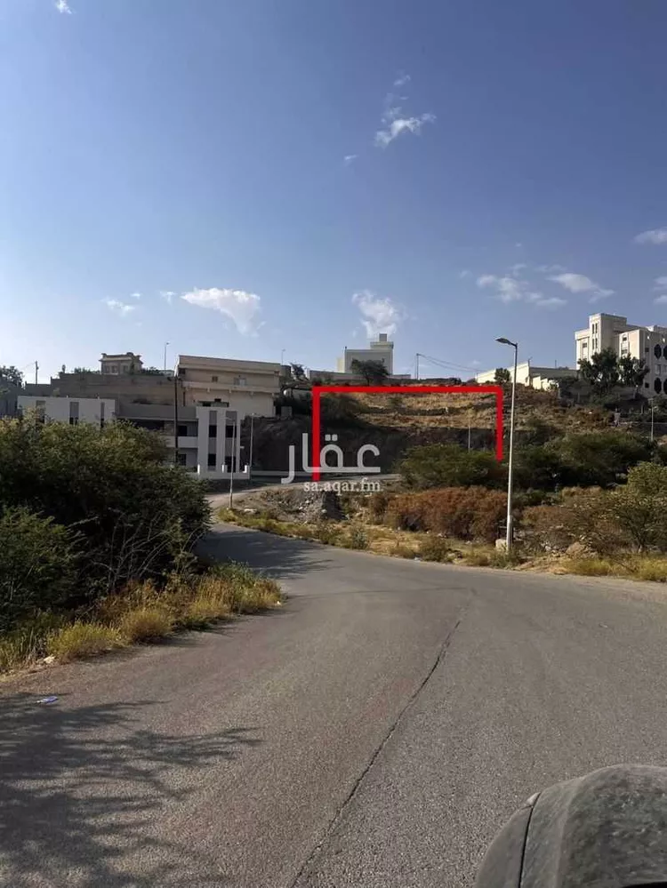 أرض للبيع في شارع الحجرة الرئيسي ، حي الازهر ، الحجرة ، منطقة الباحة