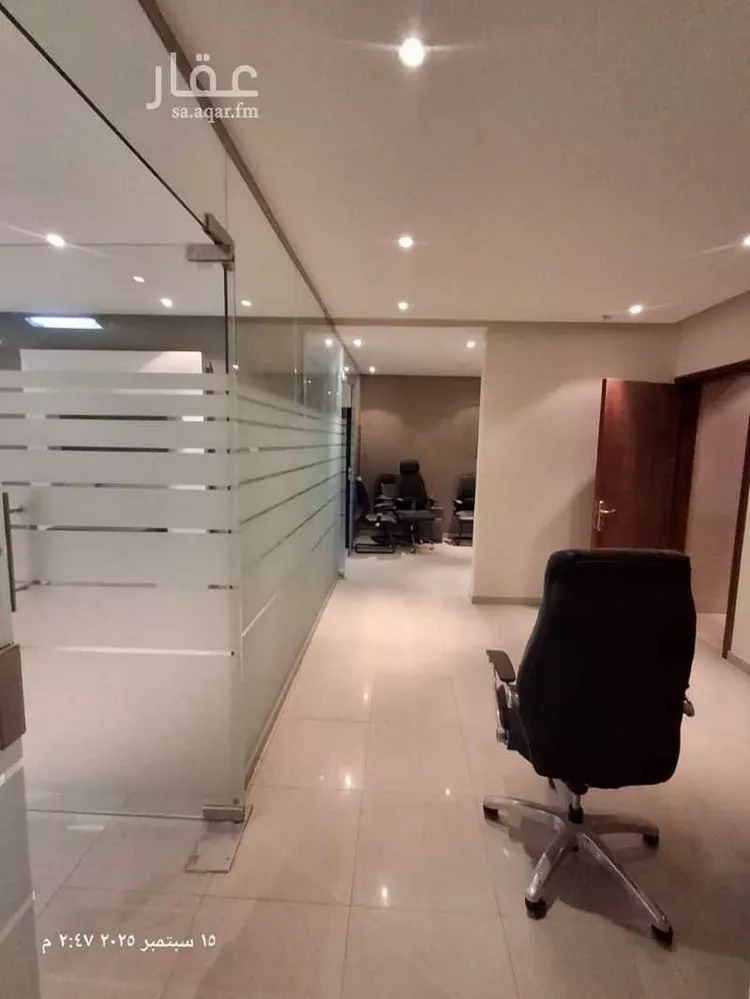 مكتب تجاري للإيجار في شارع طريق الملك عبدالعزيز الفرعي, حي السليمانية, مدينة الرياض, منطقة الرياض