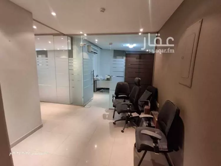مكتب تجاري للإيجار في شارع طريق الملك عبدالعزيز الفرعي, حي السليمانية, مدينة الرياض, منطقة الرياض صورة 2
