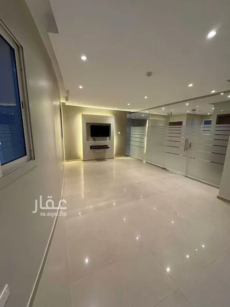 مكتب تجاري للإيجار في شارع طريق الملك عبدالعزيز الفرعي, حي السليمانية, مدينة الرياض, منطقة الرياض صورة 5