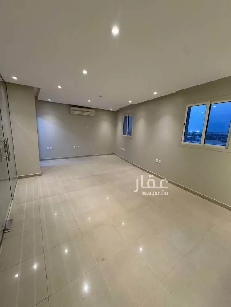 مكتب تجاري للإيجار في شارع طريق الملك عبدالعزيز الفرعي, حي السليمانية, مدينة الرياض, منطقة الرياض صورة 2