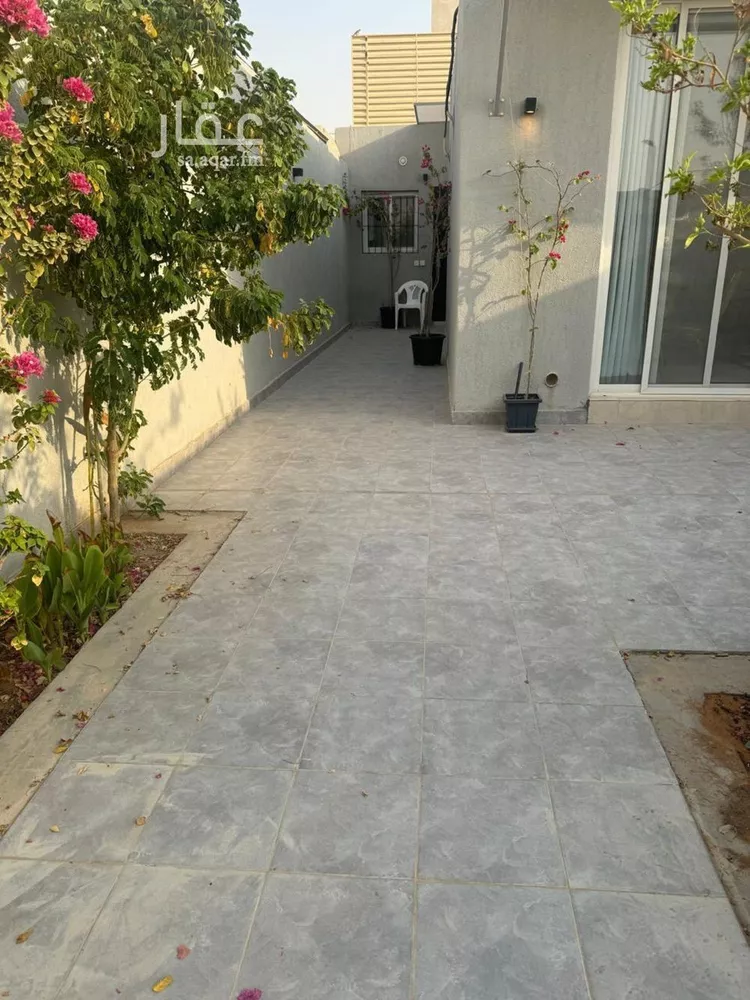 استراحة للبيع في شارع احمد بن الحجاج, حي العارض, مدينة الرياض, منطقة الرياض