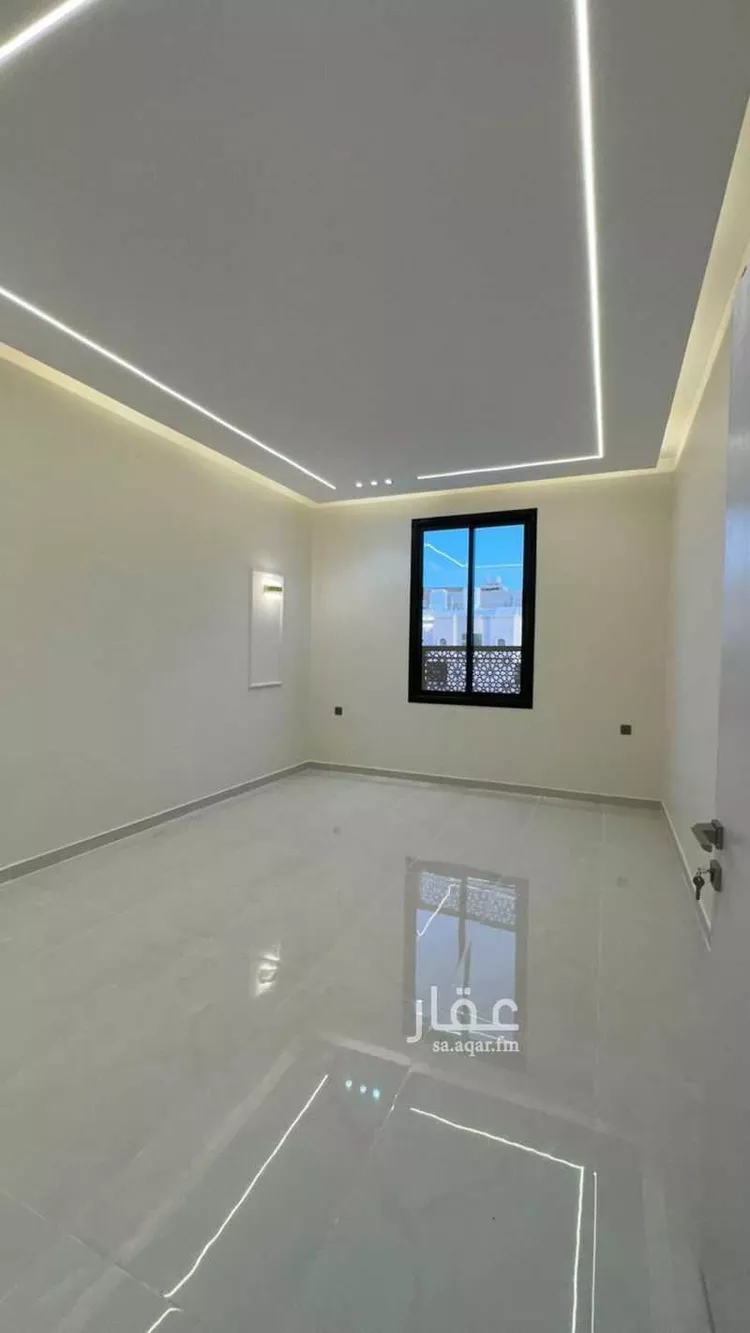 Apartment for Sale in Medina King Fahd 7