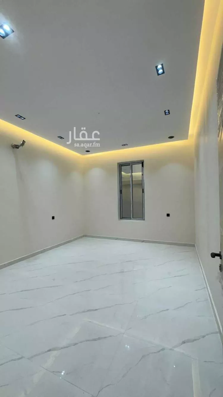 Floor for Sale in Medina As Sikkah Al Hadid 7