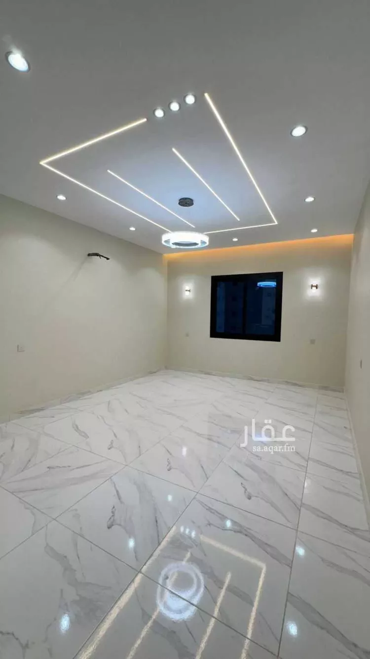 Apartment for Sale in Medina King Fahd 7