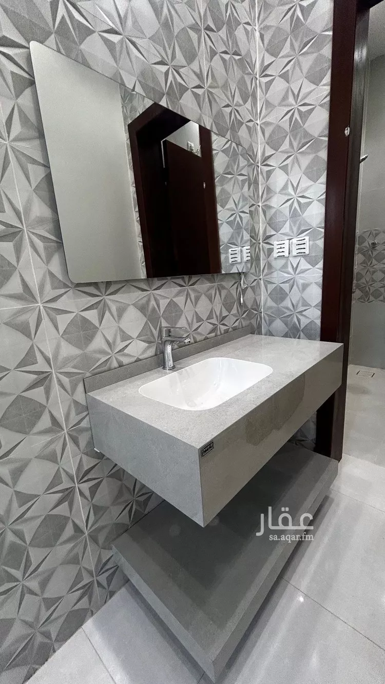 فيلا للبيع في شارع عبدالعزيز مرداد, حي الرياض, مدينة جدة, منطقة مكة المكرمة صورة 4