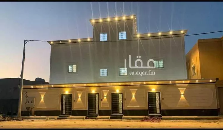 عمارة للبيع في شارع الباب ، حي الروضة ، وادي الدواسر ، وادي الدواسر