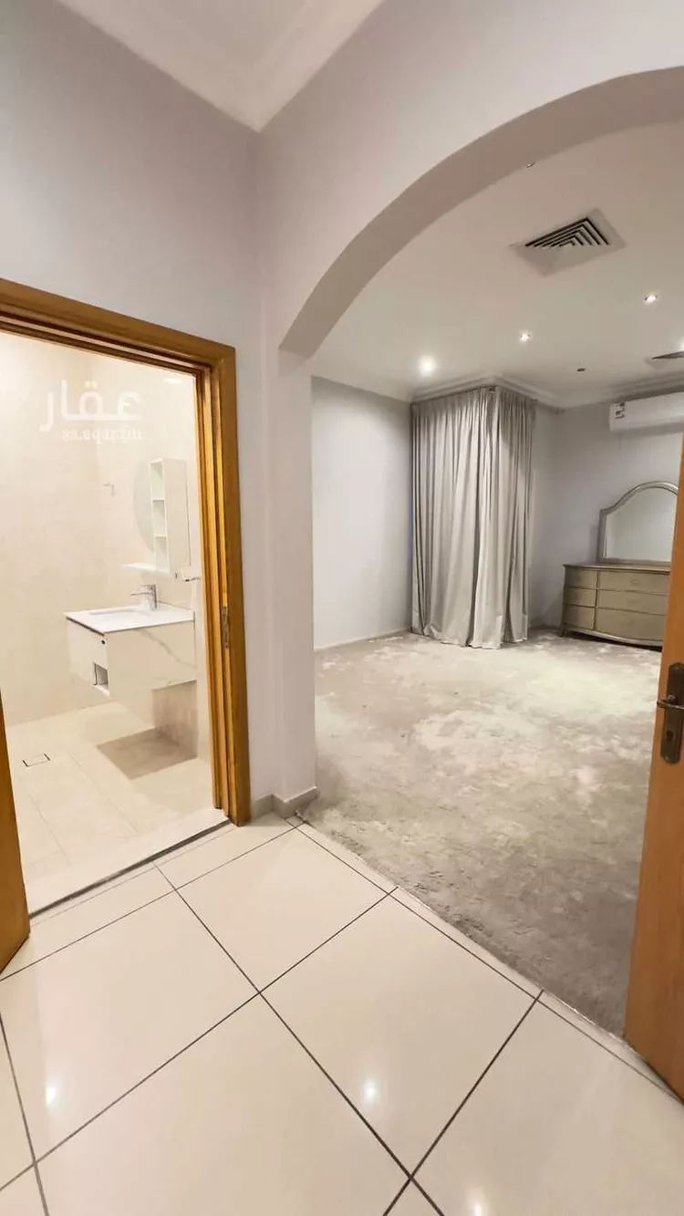 فيلا للإيجار في شارع عبد الله بن العباس, حي الدوحة الجنوبية, مدينة الظهران, المنطقة الشرقية 12