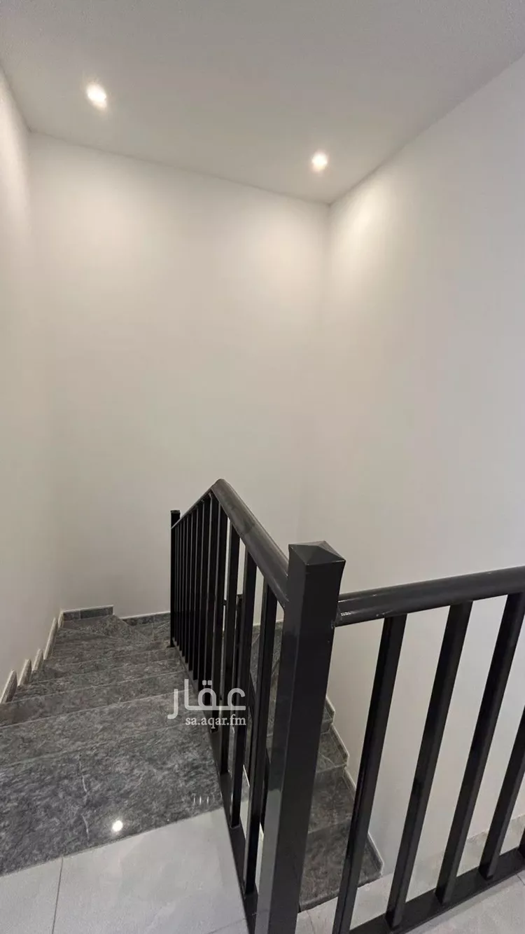 Villa for Rent in Dhahran Al Qashlah صورة 3