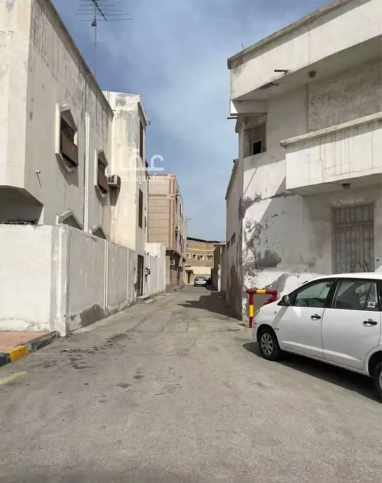 Villa for Sale in Dammam Madinat Al Umal