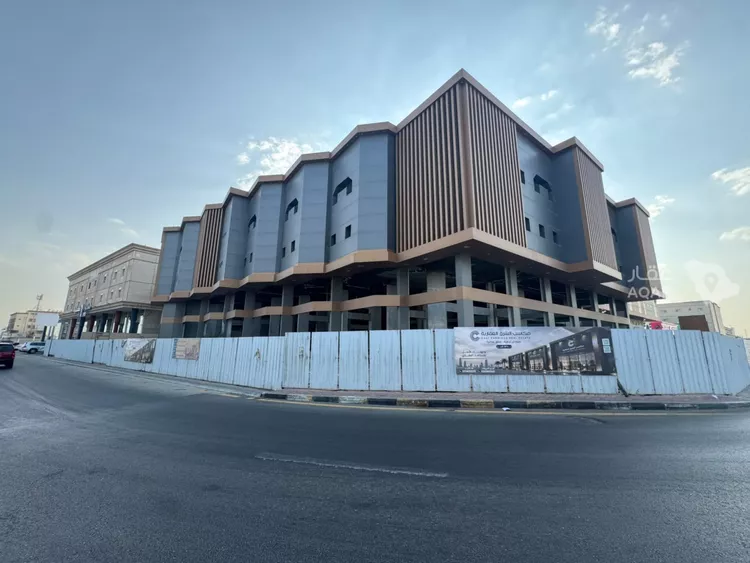 عمارة للإيجار في شارع طريق الامير نايف بن عبد العزيز, حي المحمدية, مدينة الدمام, المنطقة الشرقية 3