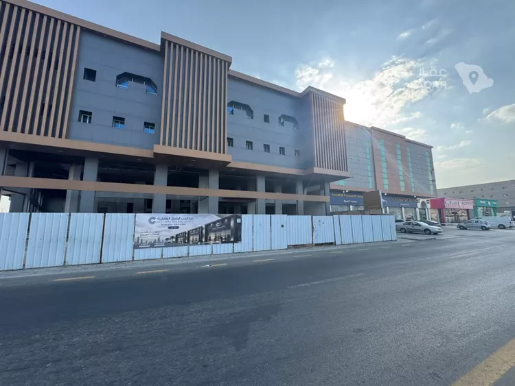 عمارة للإيجار في شارع طريق الامير نايف بن عبد العزيز, حي المحمدية, مدينة الدمام, المنطقة الشرقية