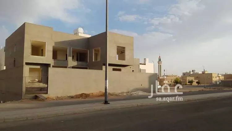 Villa for Sale in Medina King Fahd ุตูุฑุฉ 2