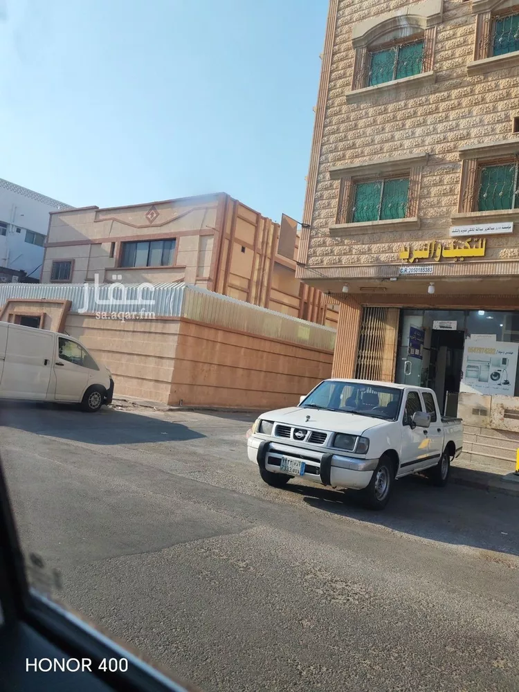 Building for Sale in Dammam Al Adamah