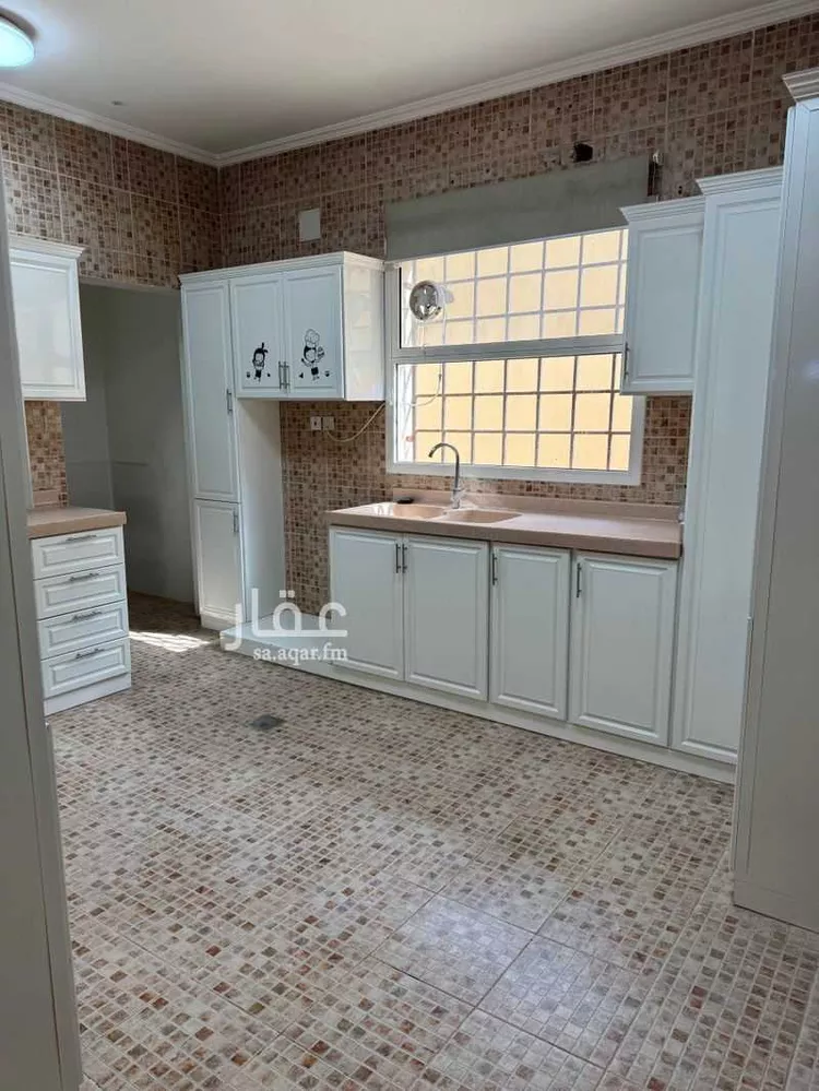 فيلا للإيجار في شارع رقم 155, حي الياسمين, مدينة الرياض, منطقة الرياض صورة 4