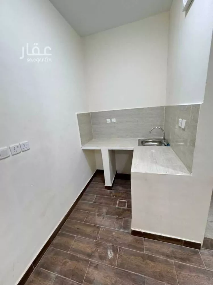 شقة للإيجار في شارع ثابت بن أقرم, حي أم الحمام الغربي, مدينة الرياض, منطقة الرياض