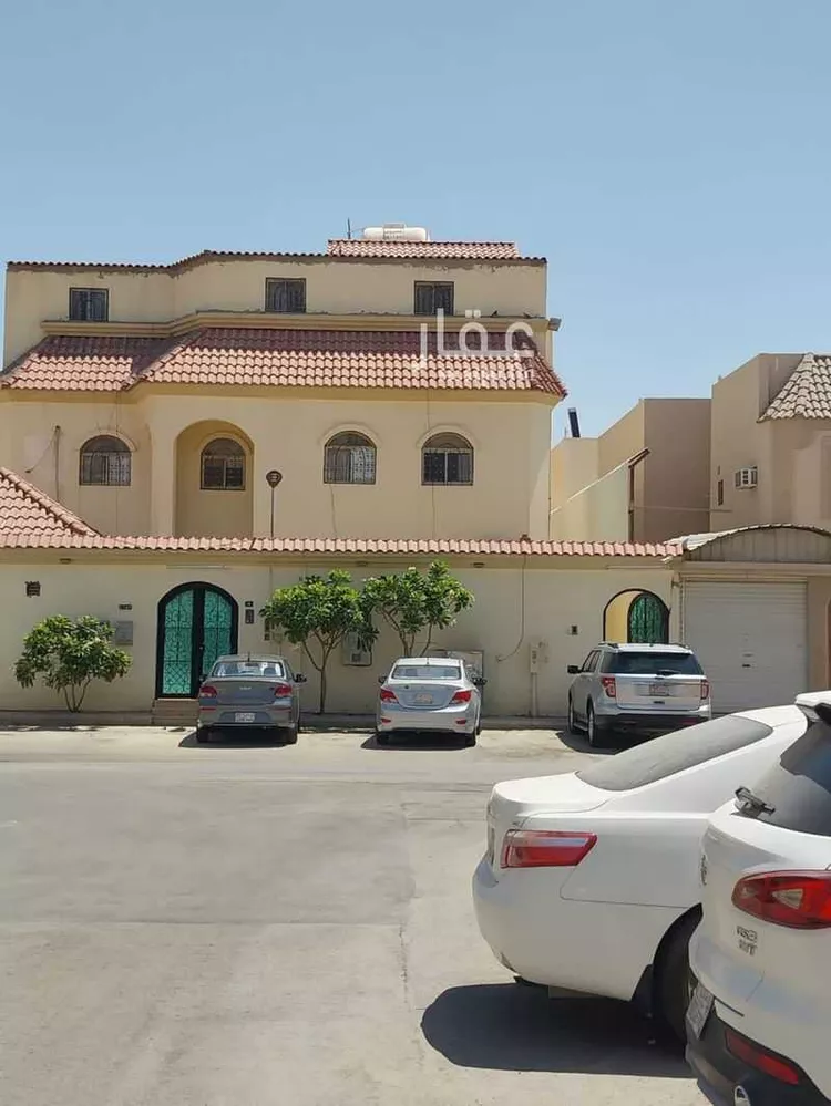 فيلا للبيع في شارع العمودية ، حي اشبيلية ، الرياض ، منطقة الرياض