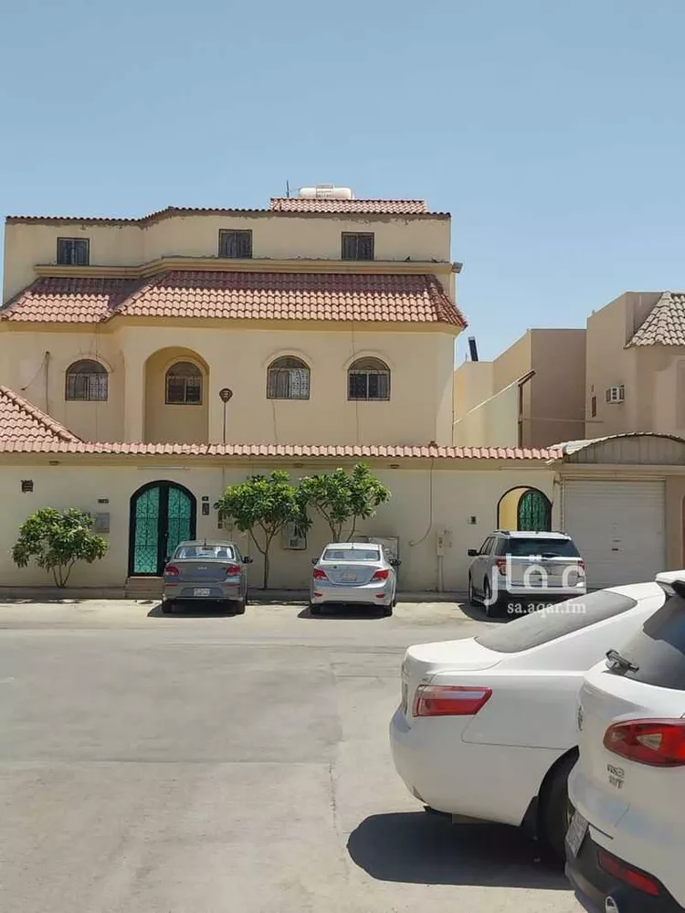فيلا للبيع في شارع العمودية ، حي اشبيلية ، الرياض ، منطقة الرياض