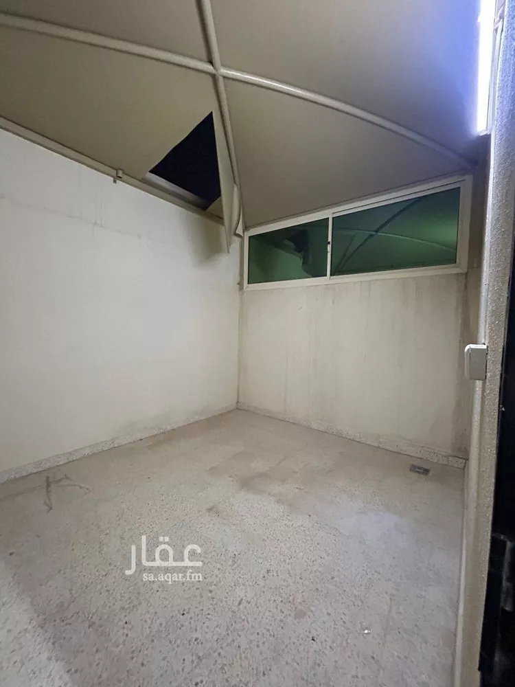 شقة للإيجار في شارع زبن بن عمير, حي إشبيلية, مدينة الرياض, منطقة الرياض