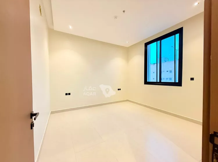 شقة للبيع في شارع المتنبي, حي المعيزيلة, مدينة الرياض, منطقة الرياض صورة 2