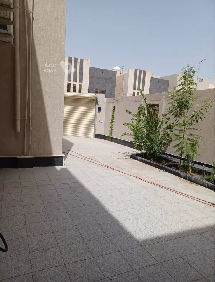 فيلا للبيع في شارع علي الاذنى, حي الرانوناء, مدينة المدينة المنورة, منطقة المدينة المنورة 6