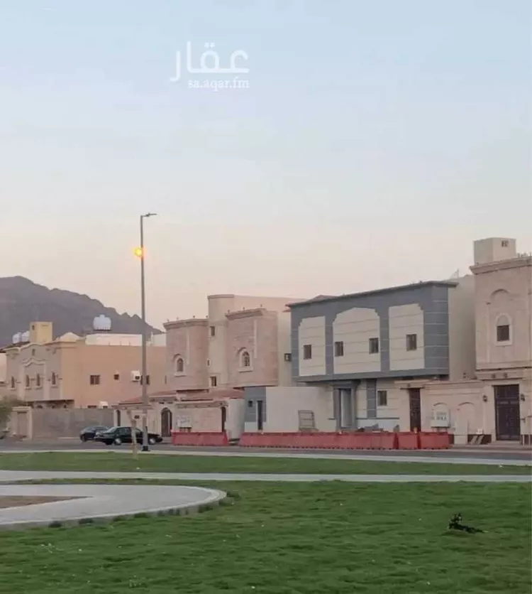 عمارة للبيع في شارع ابن قدامه, حي الدفاع, مدينة المدينة المنورة, منطقة المدينة المنورة 10